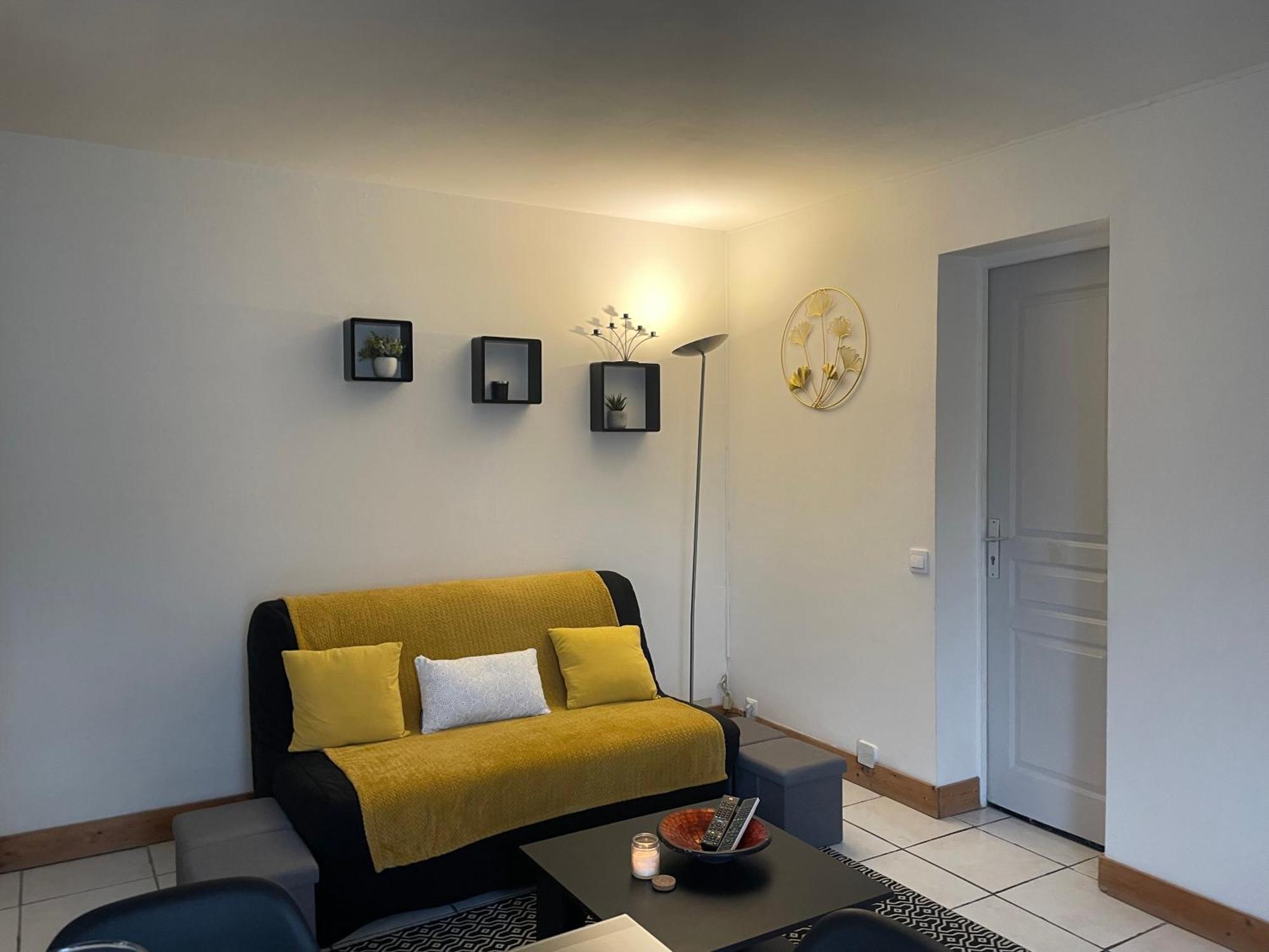 Joli Appartement Renove Avec Jardin Clos 拉特里姆莱德 外观 照片